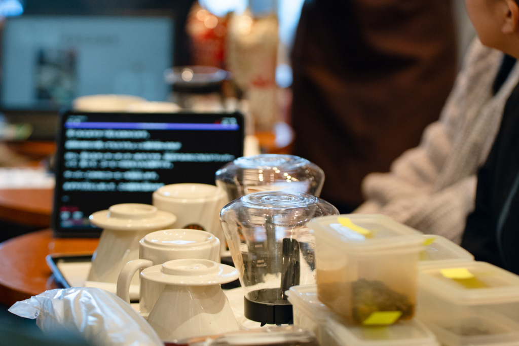 聞こえないが強みになる@タリーズ西宝店｜WSの様子