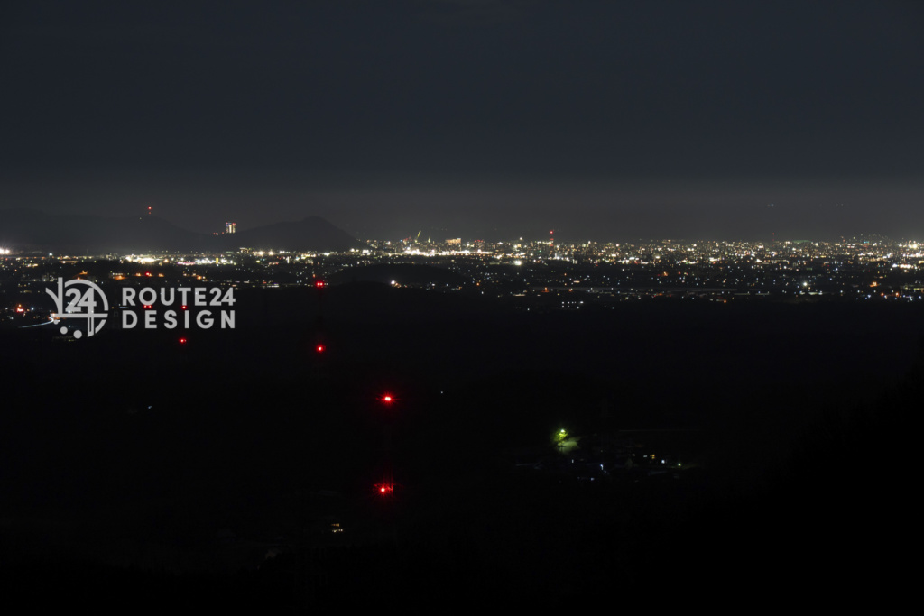 高山航空公園イルミネーションの様子|高松方面の夜景