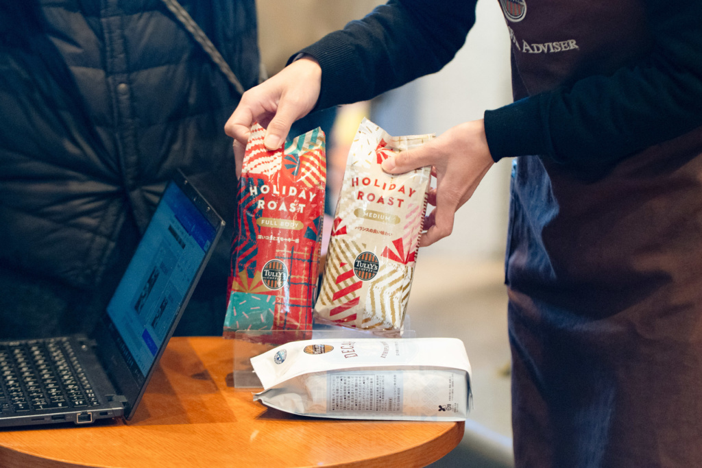 聞こえないが強みになる@タリーズ西宝店｜WSの様子